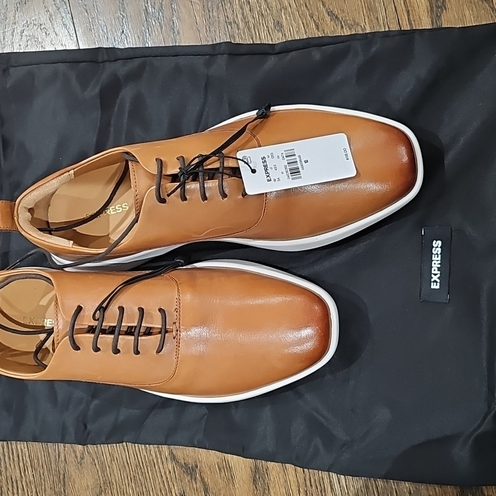 Express mens shoes size 10